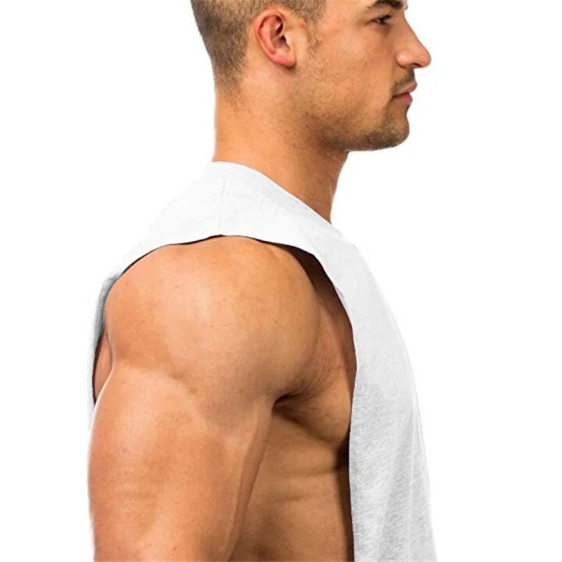 Débardeurs homme coupe débardeur côtés découpés emmanchures basses sans manches pour le sport, le fitness, le jogging en extérieur