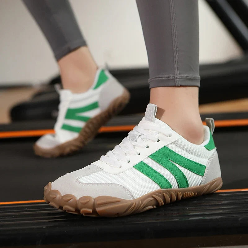 Chaussures d'entraînement croisé à semelle souple pour hommes et femmes, baskets rétro en maille respirante, chaussures de sport antidérapantes pour la salle de sport, le fitness, l'exercice.